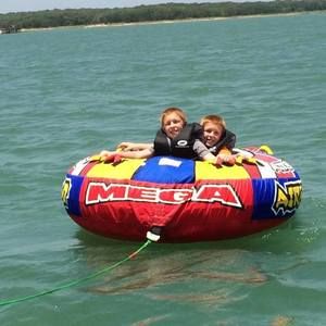 Meet your Posher, Christian